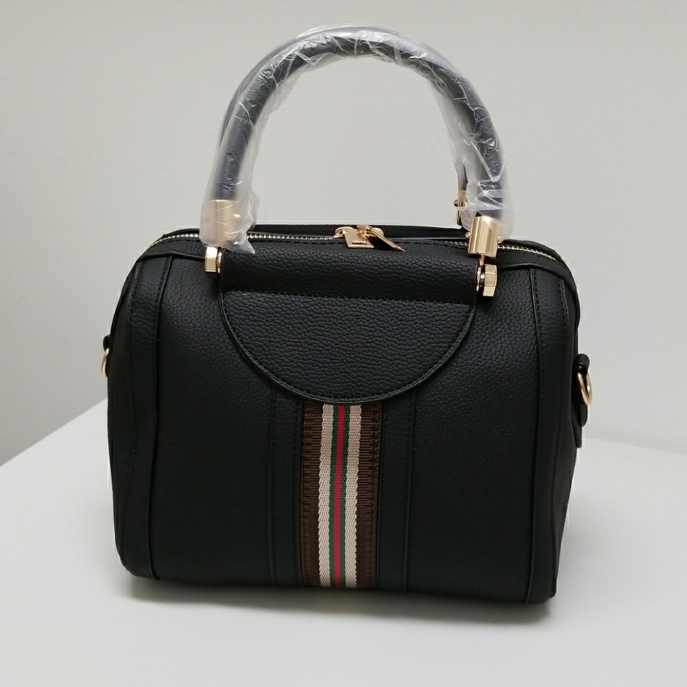 💕HOST PICK!💕 FASHION HANDBAG! - Picture 5 of 8